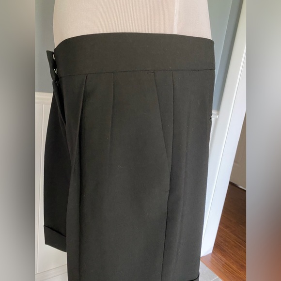 Express Editor Shorts - Picture 7 of 10